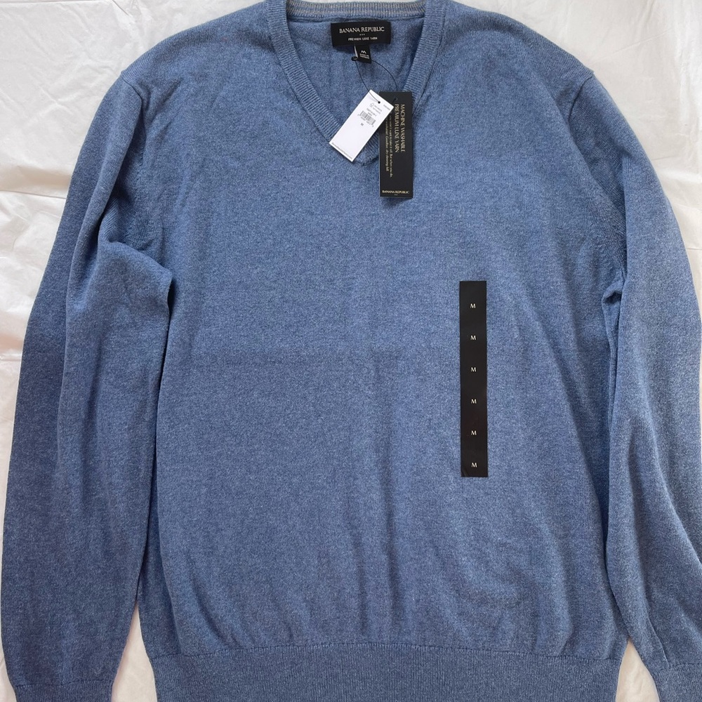 Premium Luxe V-Neck Men’s Sweater